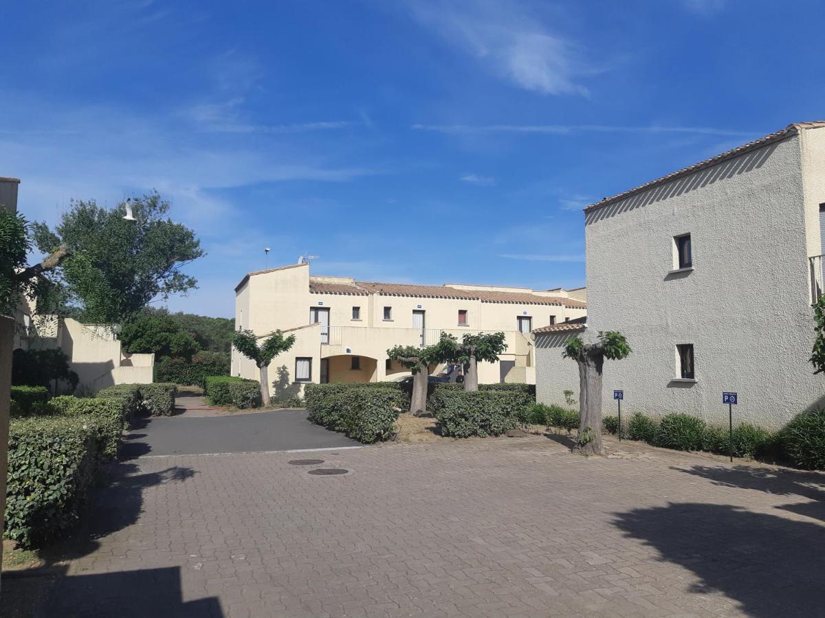 Studio Climatise Cosy Avec Grande Piscine Chauffee Agde Exteriör bild